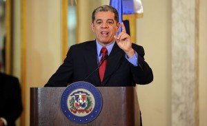 Carlos Amarante Baret, ministro de Educación.
