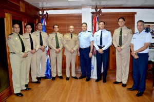 Militares del alto mando de ambas entidades castrenses que participaron en el encuentro.