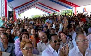 Danilo Medina Montecristi people Dic 20 2013