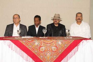 Desde la izquierda, el ministro José Antonio Rodríguez, Gustavo Ubrí Acevedo, Fernando Echavarría y José Guerrero. [Crédito de imagen: MINC].