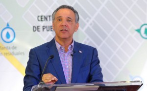 El ministro Administrativo de la Presidencia, José Ramón Peralta, aseguró que el complejo estará listo en dos meses. [Crédito de imagen: Presidencia]