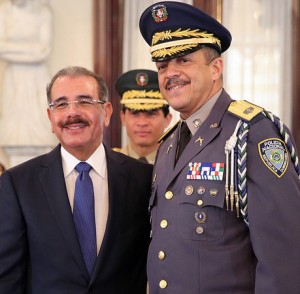 Oficiales de la Policía Nacional también asistieron a la ceremonia celebrada en el Palacio Nacional. [Crédito de imagen: Luis Ruiz Tito/Presidencia]