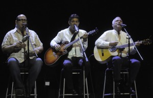 Desde la izquierda, Víctor Víctor, Claudio Cohén y Luis Tomás Oviedo.