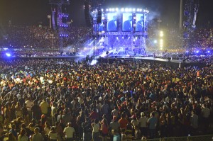 Ningún otro artista ni dominicano ni extranjero ha convocado al estadio Olímpico la cantidad de público llevada por Romeo Santos. | Alberto Martínez