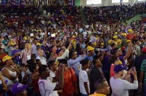Miles de simpatizantes de Domingo Contreras asistieron a la presentación de su precandidatura por la Alcaldía del Distrito Nacional.